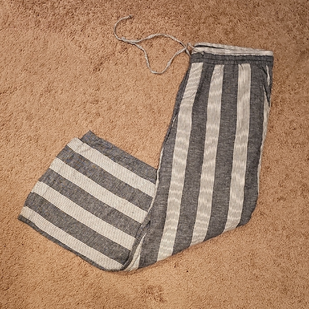 Old Navy Gray and White Striped Joggers